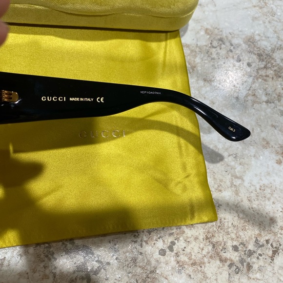 Gucci sunglasses - Picture 7 of 9